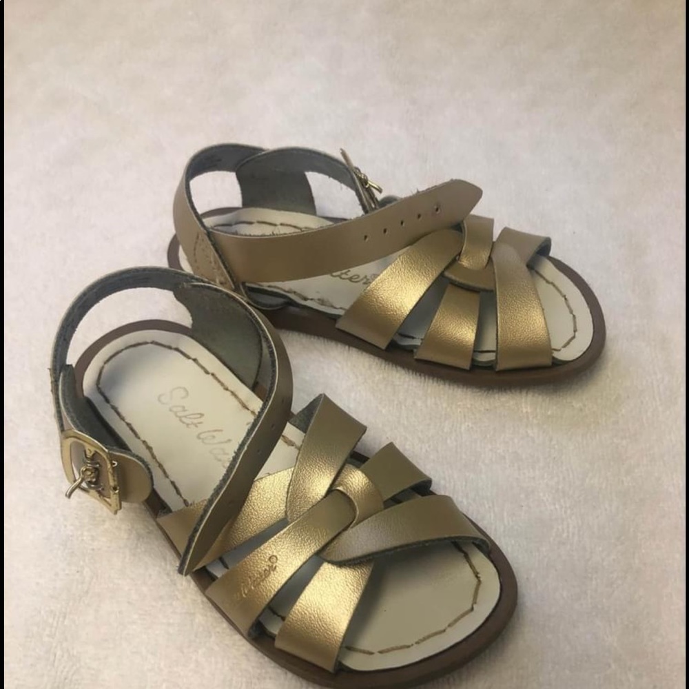 Saltwater sandals by Hoy